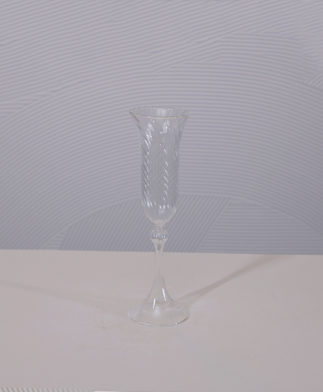 CHAMPAGNE GLASS PENINSULA